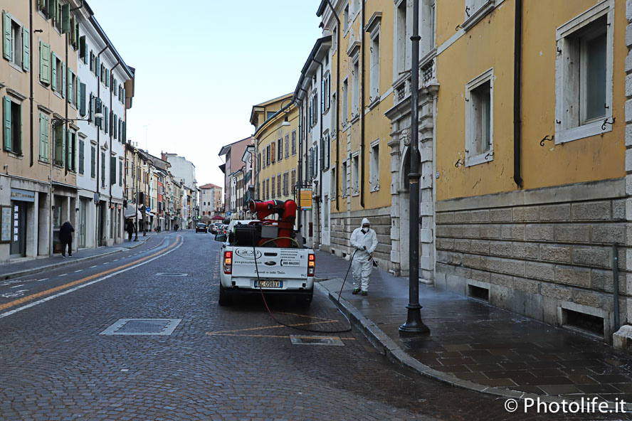 Disinfettare le strade