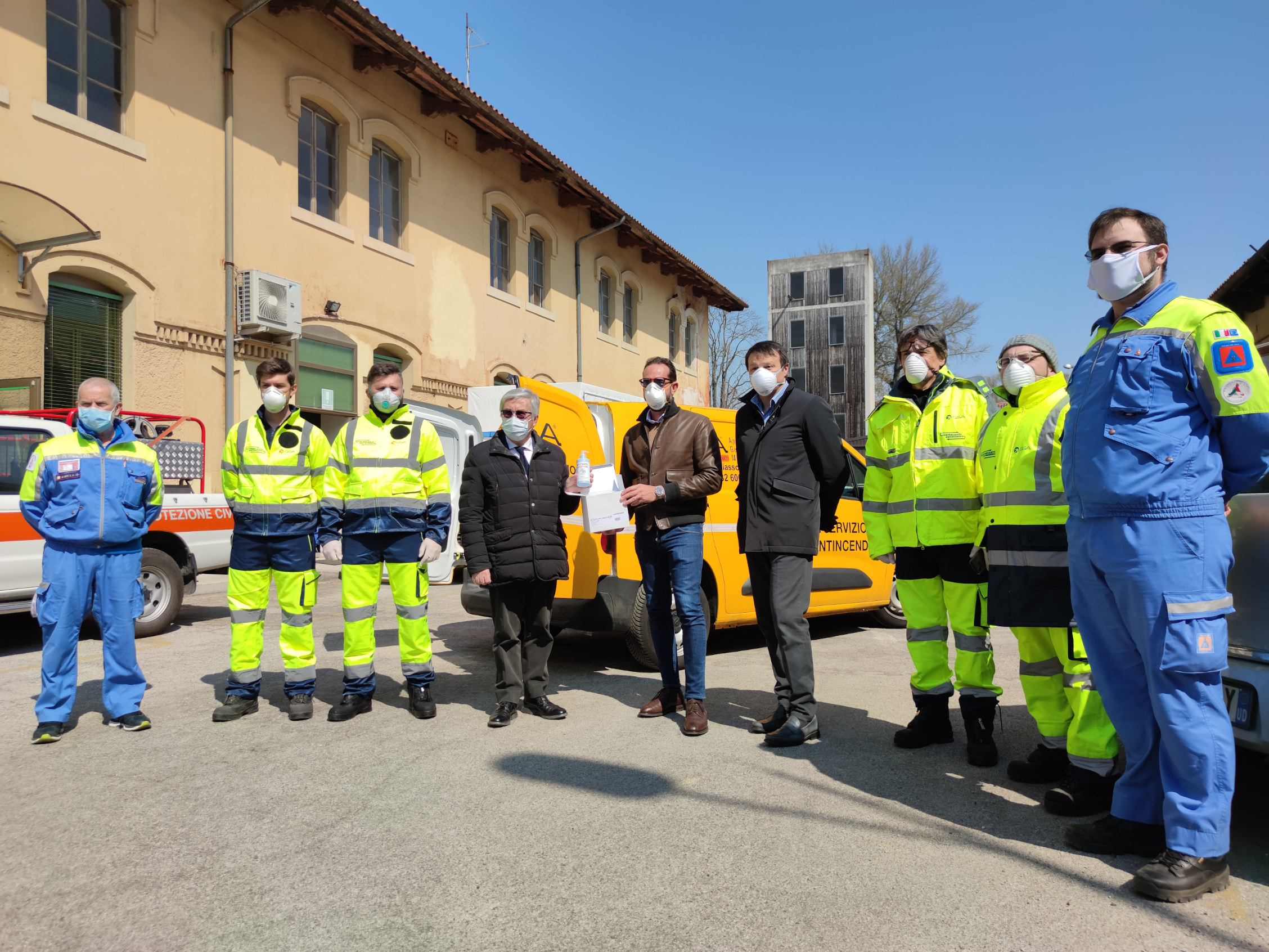 EMERGENZA CORONAVIRUS: GSA – GRUPPO SERVIZI ASSOCIATI DONA 500 FLACONI DI DISINFETTANTE PER LE MANI ALLA PROTEZIONE CIVILE