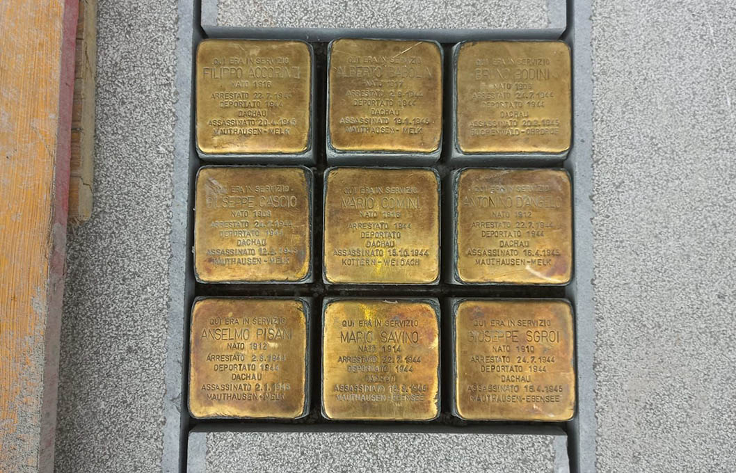 Nove pietre di inciampo in memoria degli agenti della Polizia che morirono nei campi di sterminio nazisti