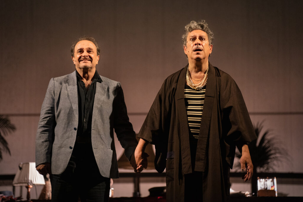 Natalino Balasso e Michele Di Mauro protagonisti della commedia nera di Eduardo De Filippo La Grande Magia